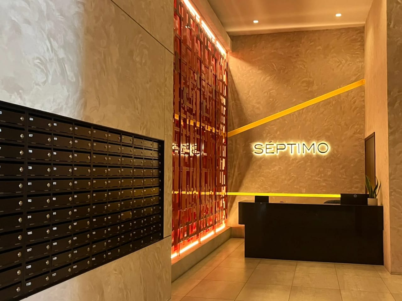 Apartamento Amueblado en Venta Edificio Septimo Zona 4 — foto 2 de 13