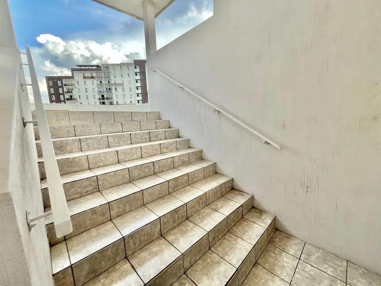 EDIFICIO EN VENTA ZONA 5 — foto 14 de 17