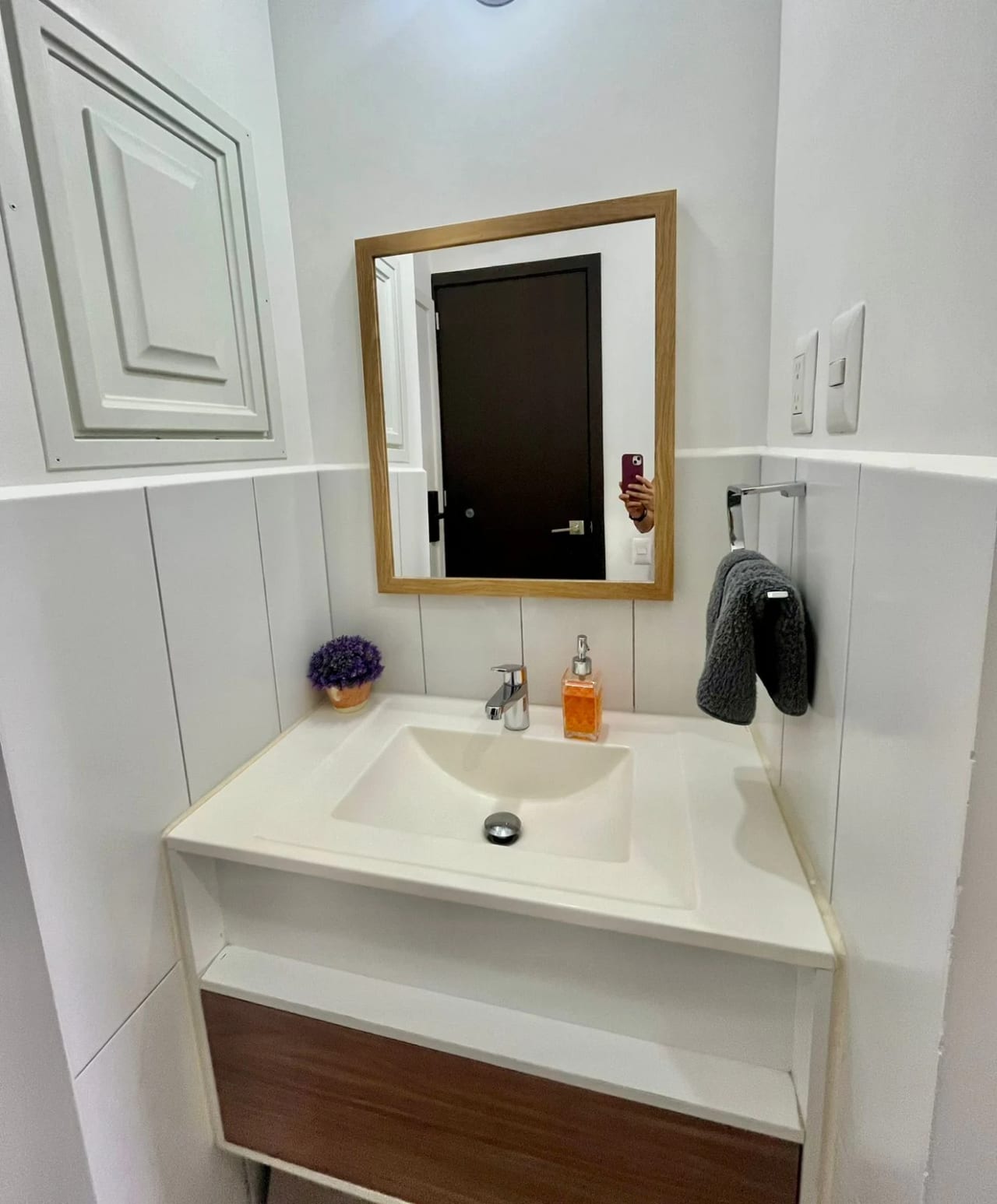 APARTAMENTO AMUEBLADO EN VENTA EDIFICIO NARAMA ZONA 13 — foto 6 de 17