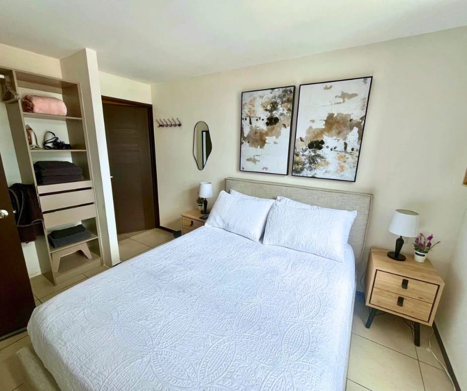 APARTAMENTO AMUEBLADO EN VENTA ZONA 11 EDIFICIO PARQUE SAN JORGE — foto 8 de 13