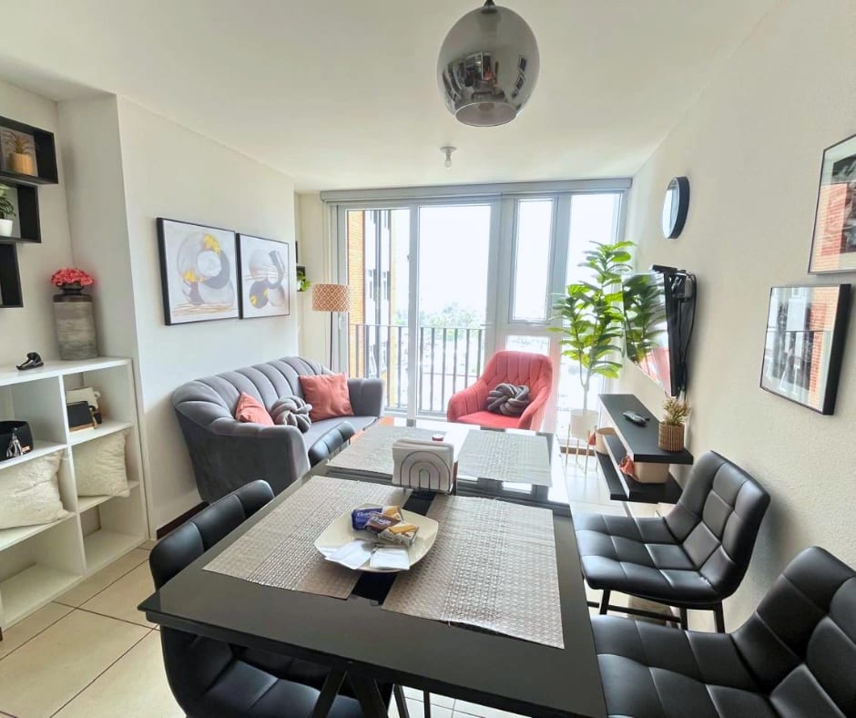 APARTAMENTO AMUEBLADO EN VENTA ZONA 11 EDIFICIO PARQUE SAN JORGE — foto 2 de 13