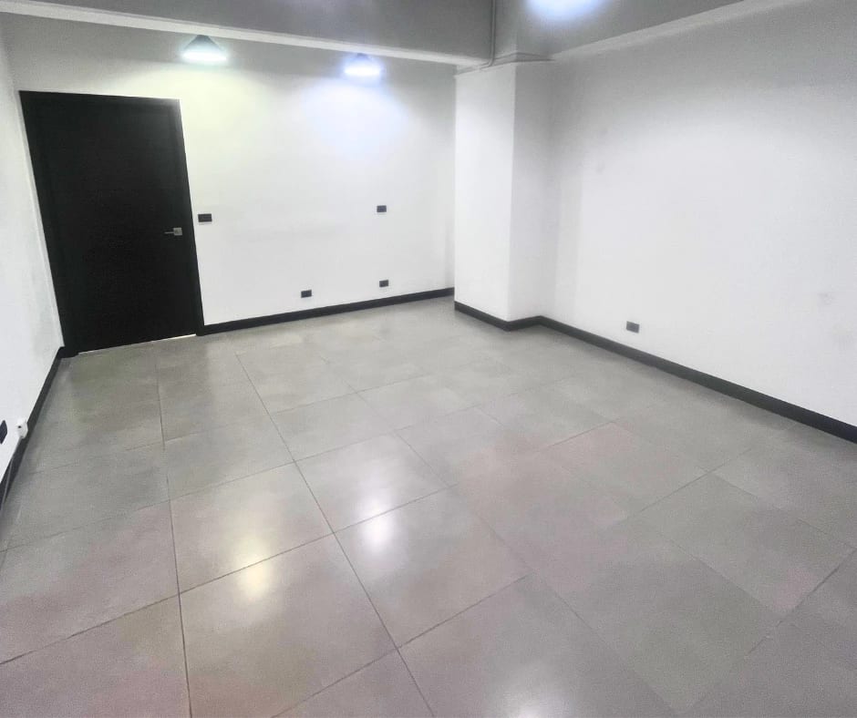 OFICINA EN ALQUILER EDIFICIO HUB REFORMA ZONA 9 — foto 3 de 14