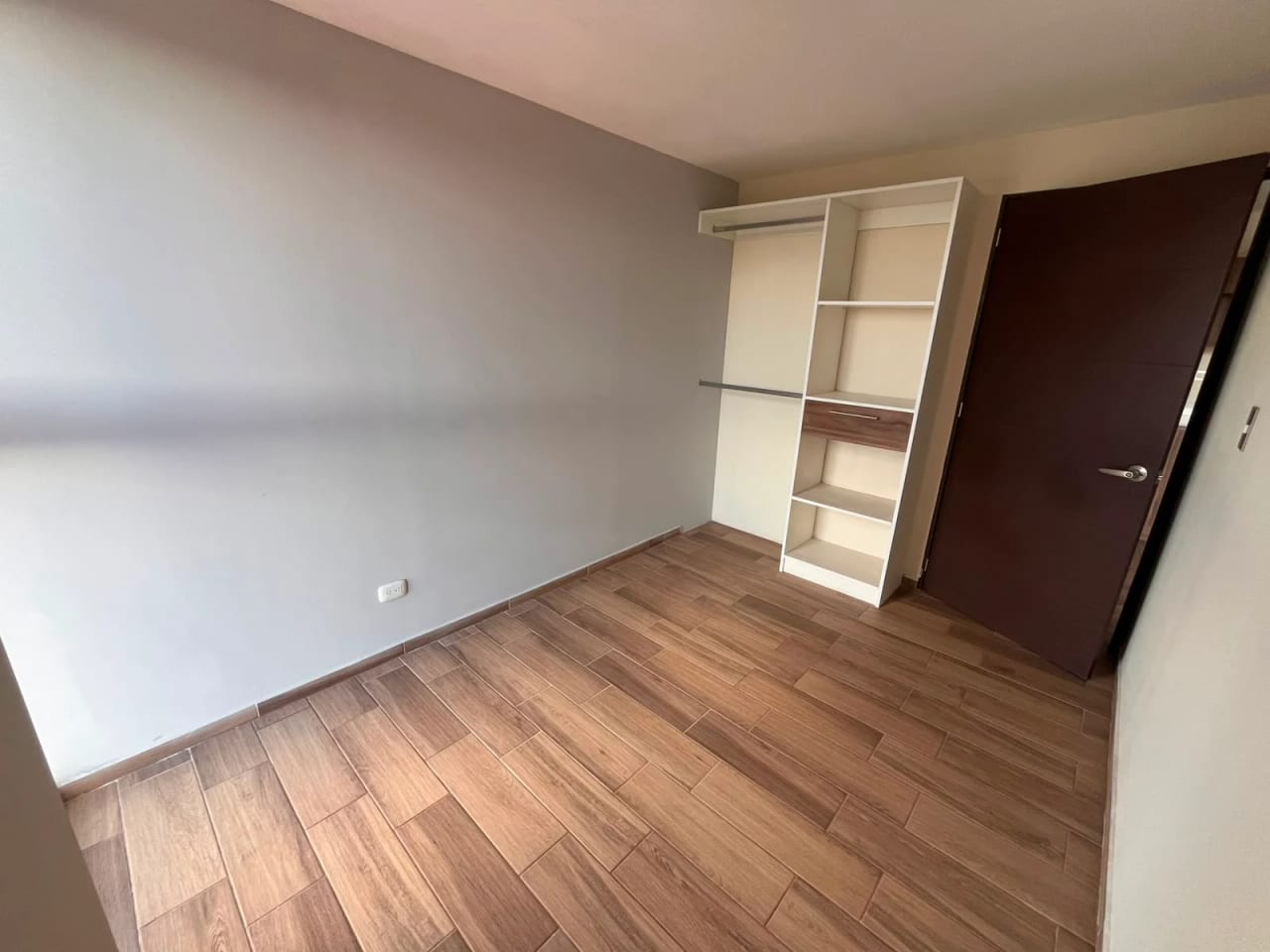 Apartamento en Venta Zona 2 de Mixco Edificio Zentia (copia) — foto 8 de 16