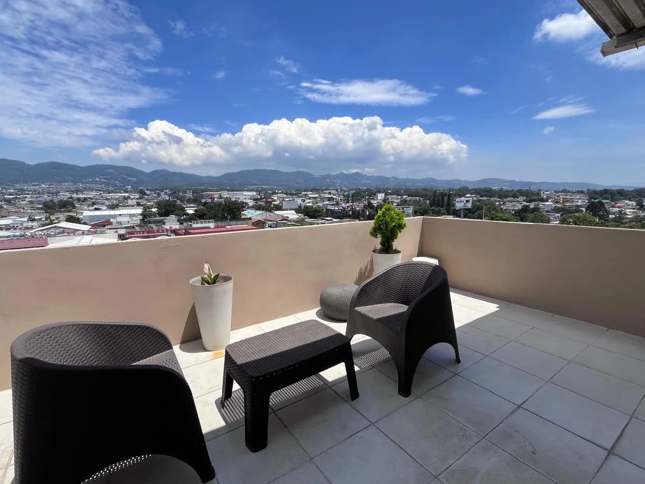 Apartamento en Venta Zona 2 de Mixco Edificio Zentia (copia) — foto 13 de 16