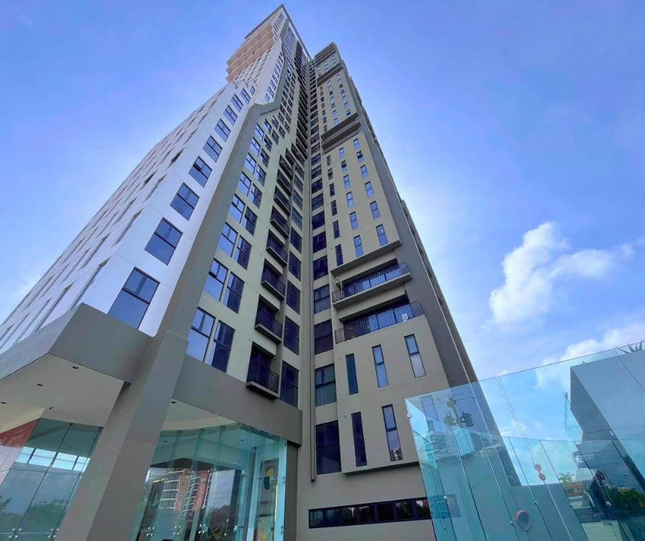 Apartamento Nuevo Zona 11 Edificio Altaire — foto 1 de 9