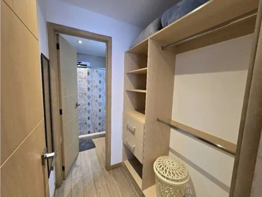 APARTAMENTO AMUEBLADO ZONA 10 — foto 3 de 9